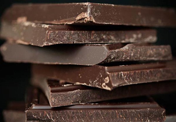 Шоколад, который богат магнием, помогает понизить кровяное давление