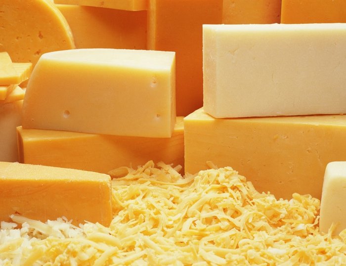 Сыр поможет защитить мужские кости от остеопороза
