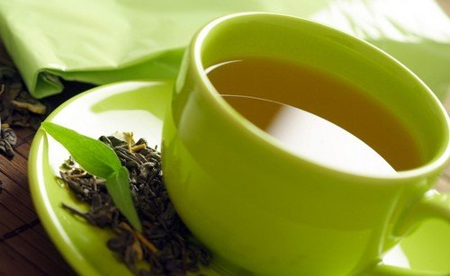 Аневризма брюшной аорты реже появляется у людей, которые пьют чай.